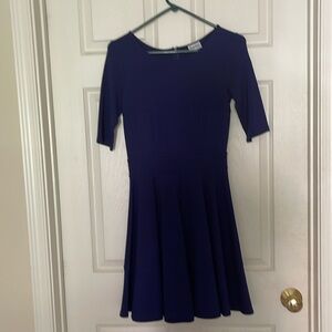 Short sleeve knit dress